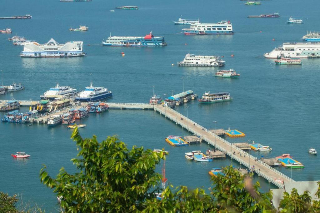 The Green View Pattaya Dış mekan fotoğraf